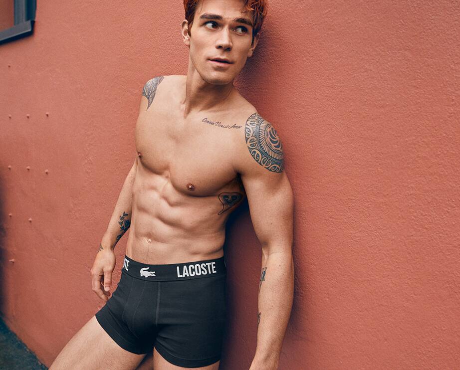 Bienvenido K.J. Apa